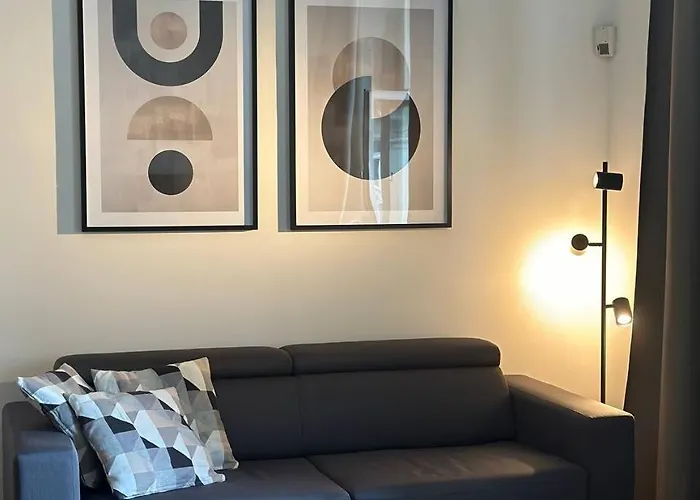 Spacious Elegance - A Central Gem